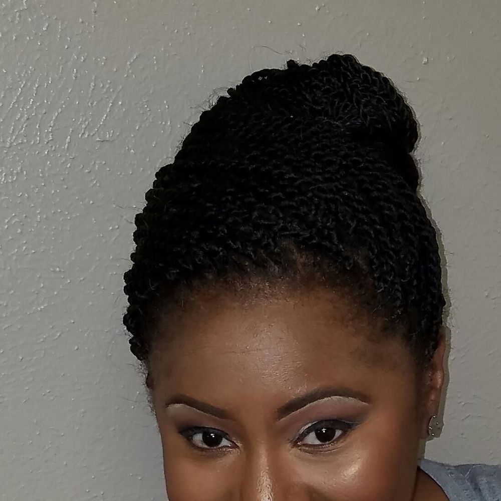 Meet your Posher, Toya